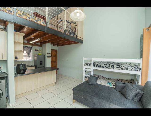 1 BEDROOM APARTMENT FOR SALE IN WALMER HEIGHTS